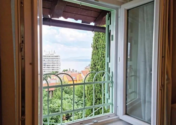 Apartament Julija